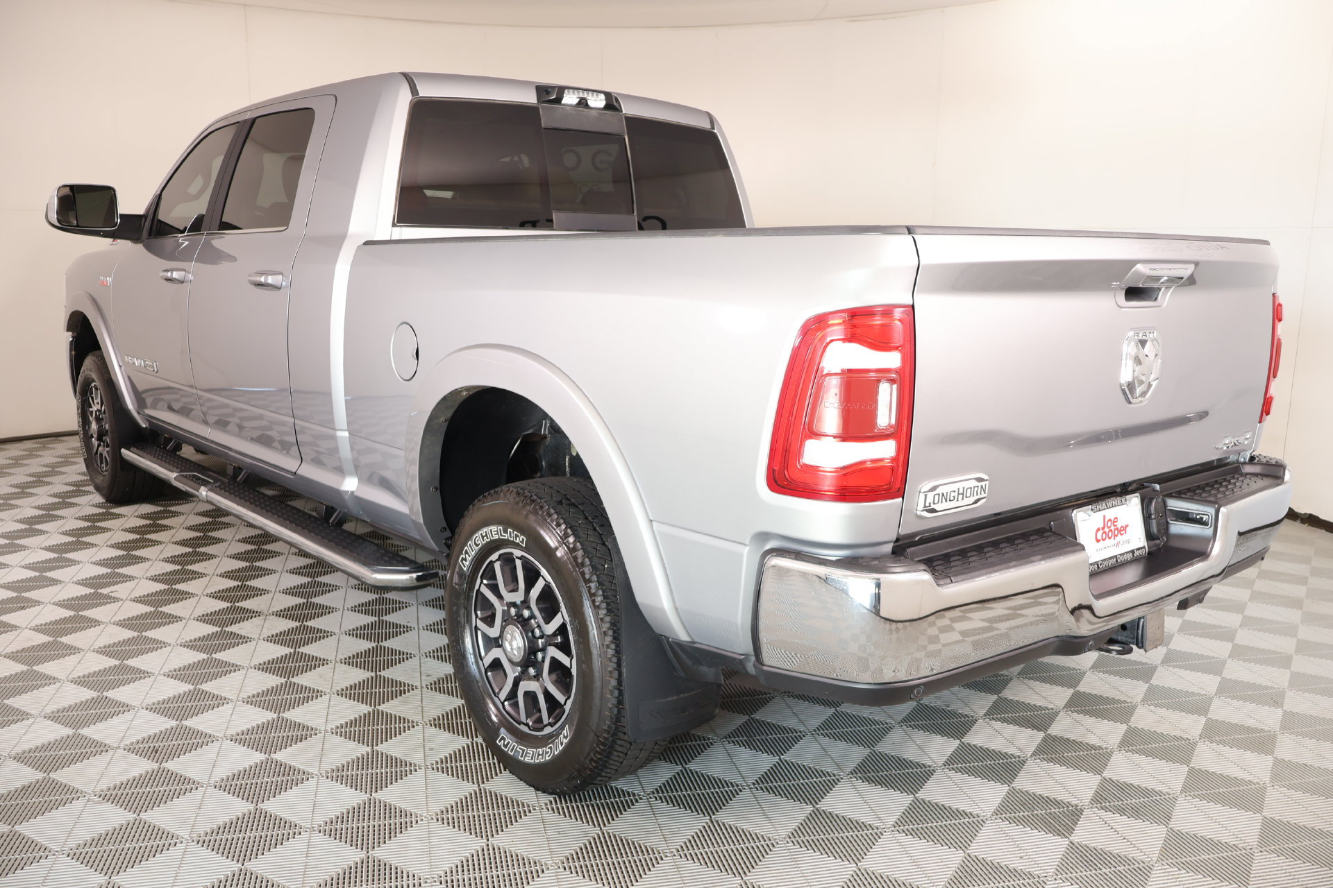 Used 2022 RAM 3500 Limited w/ Protection Group AWD/4WD image 24