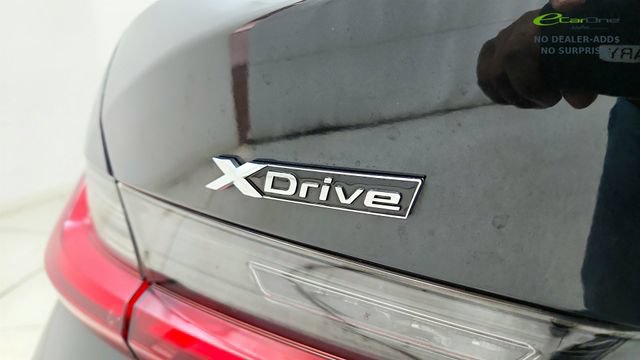 Used 2025 BMW 330i xDrive Sedan AWD/4WD image 19
