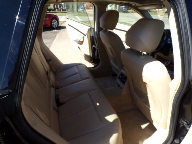 Used 2015 BMW 328i Gran Turismo xDrive image 13