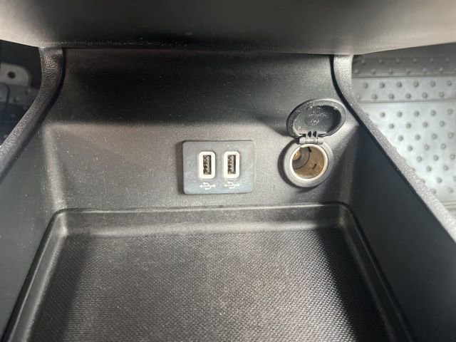 Used 2020 Ford Fusion SEL FWD image 26