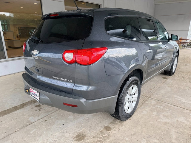 Used 2012 Chevrolet Traverse LS FWD image 6