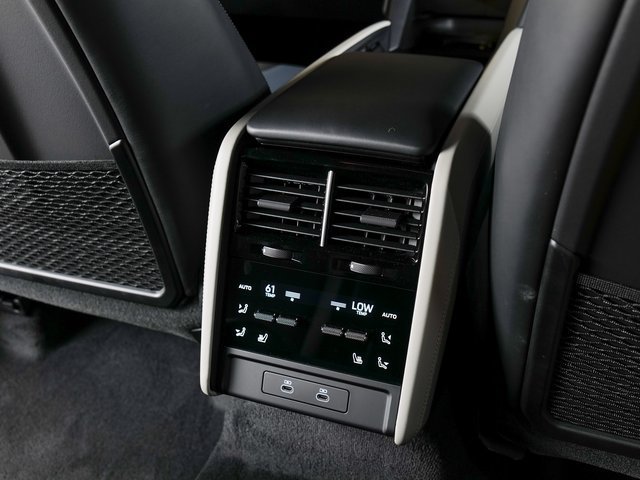 New 2026 Porsche Cayenne Electric AWD/4WD image 24
