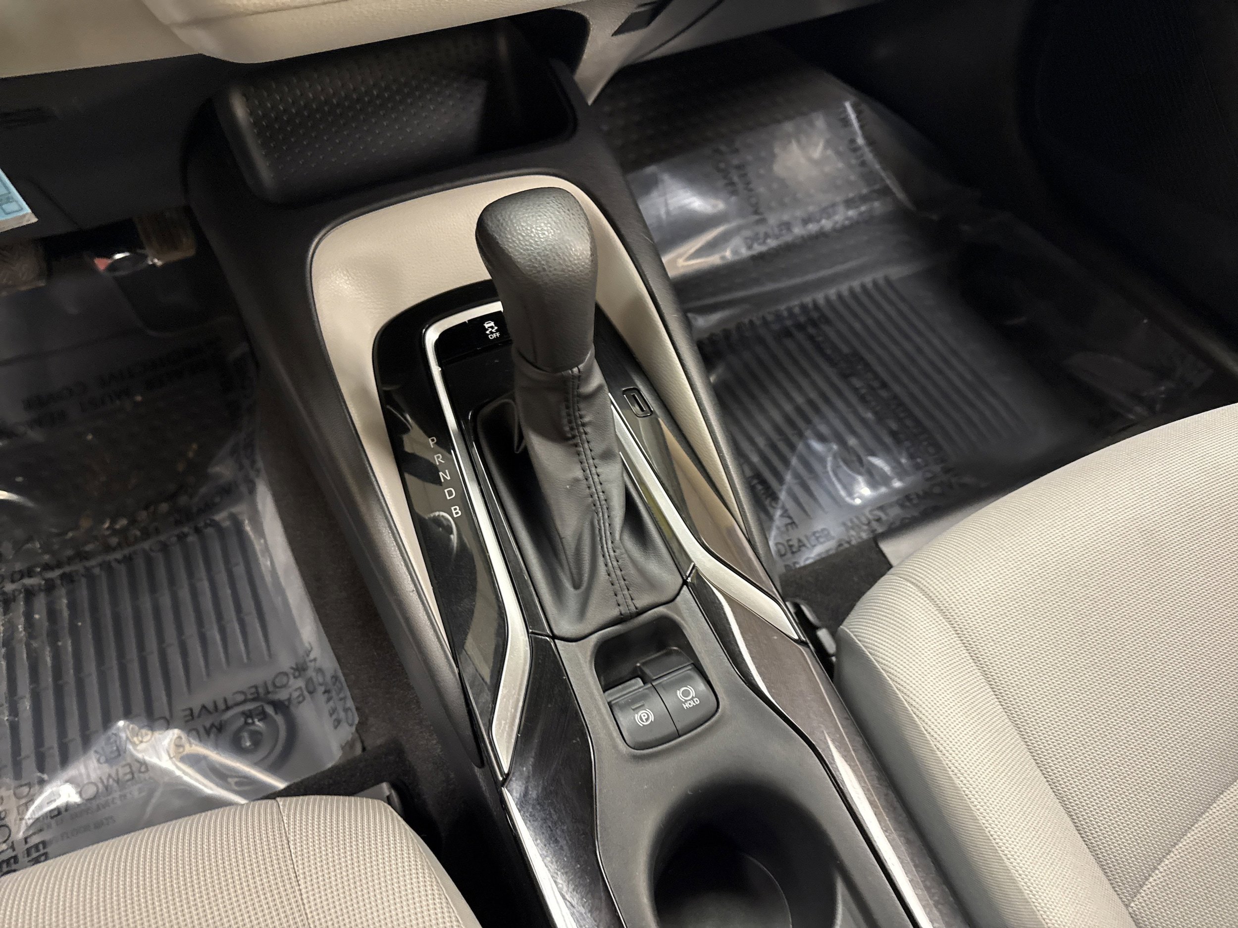 Used 2022 Toyota Corolla LE FWD image 41