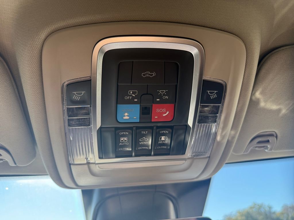 New 2025 RAM 2500 Limited image 26