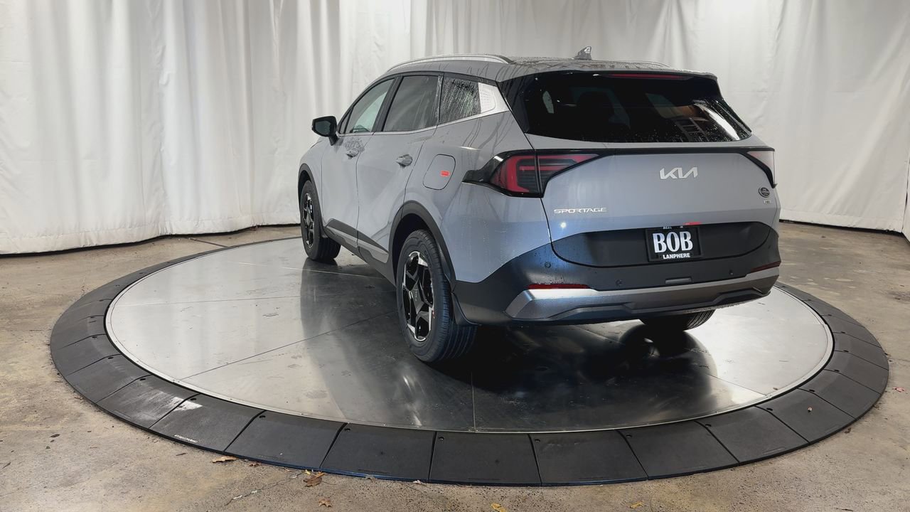 New 2026 Kia Sportage EX image 7