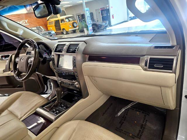 Used 2019 Lexus GX 460 Luxury image 8
