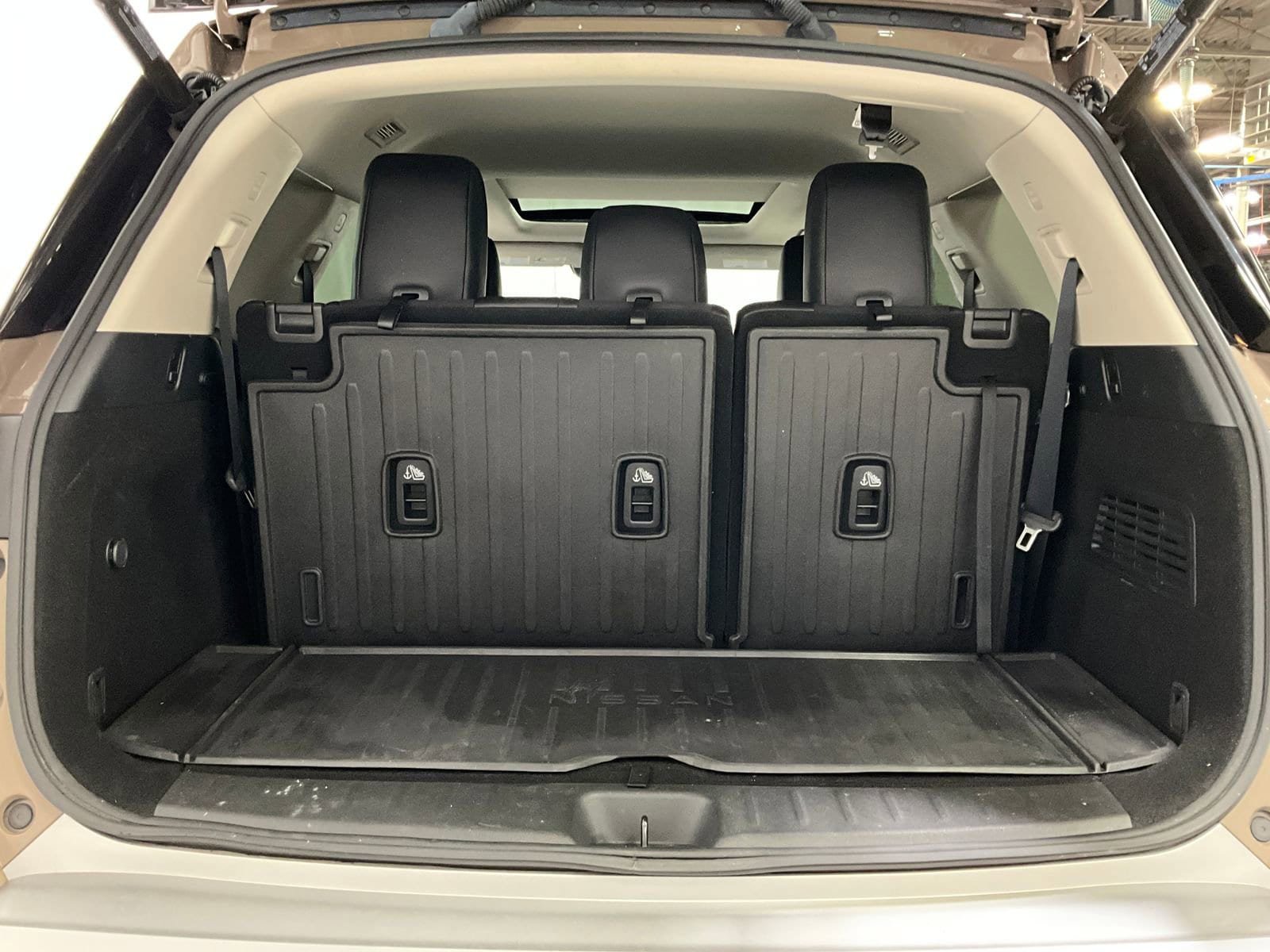 Used 2023 Nissan Pathfinder Platinum image 26