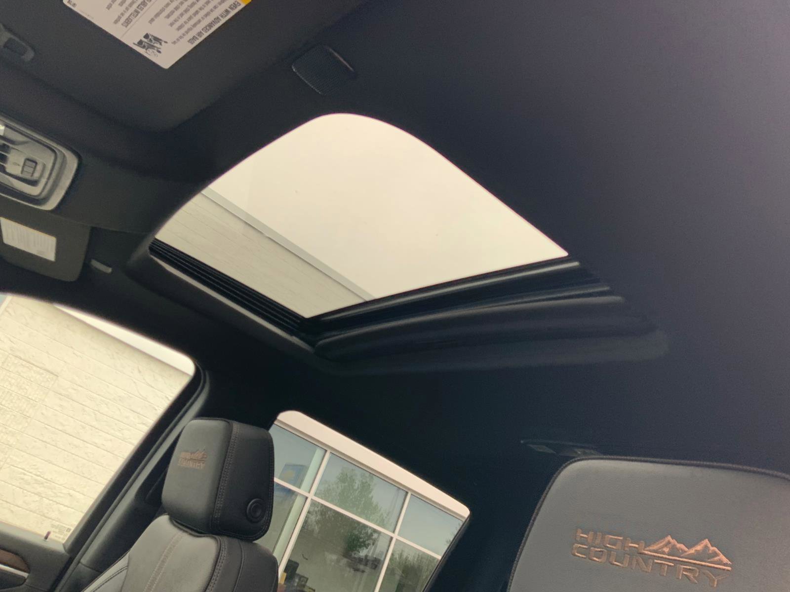 New 2026 Chevrolet Silverado 2500 High Country w/ High Country Premium Package AWD/4WD image 10