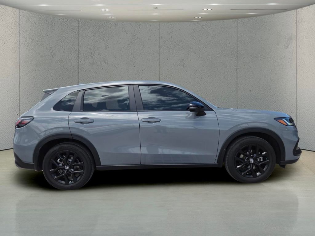 Used 2024 Honda HR-V Sport image 2