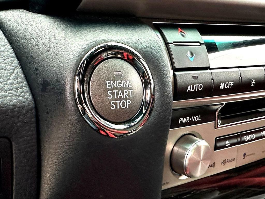 Used 2015 Lexus LS 460 image 19