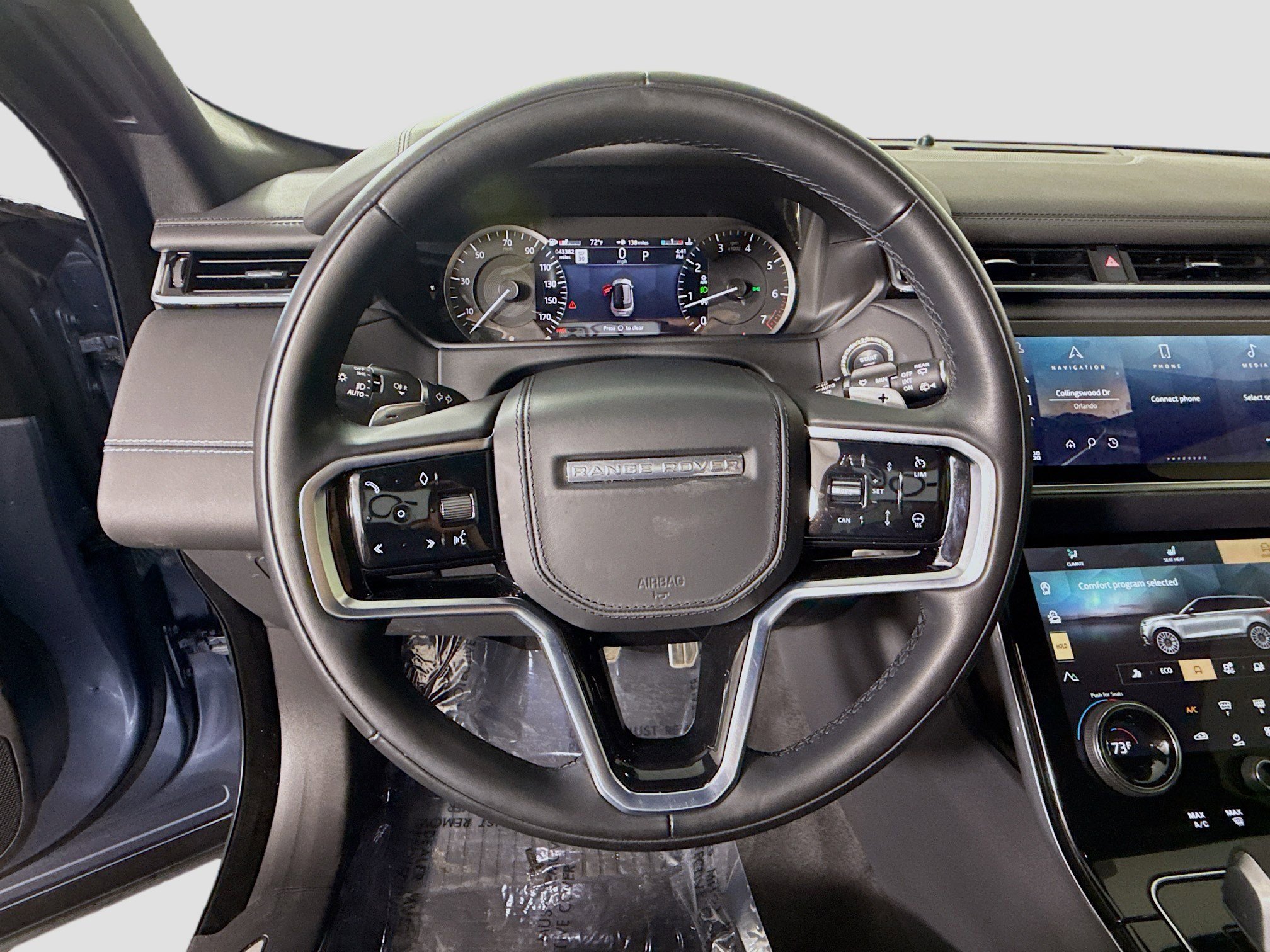 Used 2023 Land Rover Range Rover Velar R-Dynamic S image 13