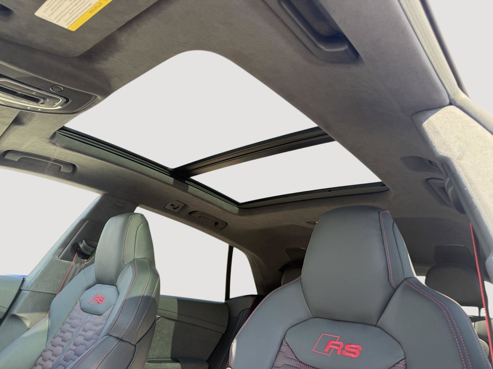 New 2026 Audi RS Q8 performance image 18