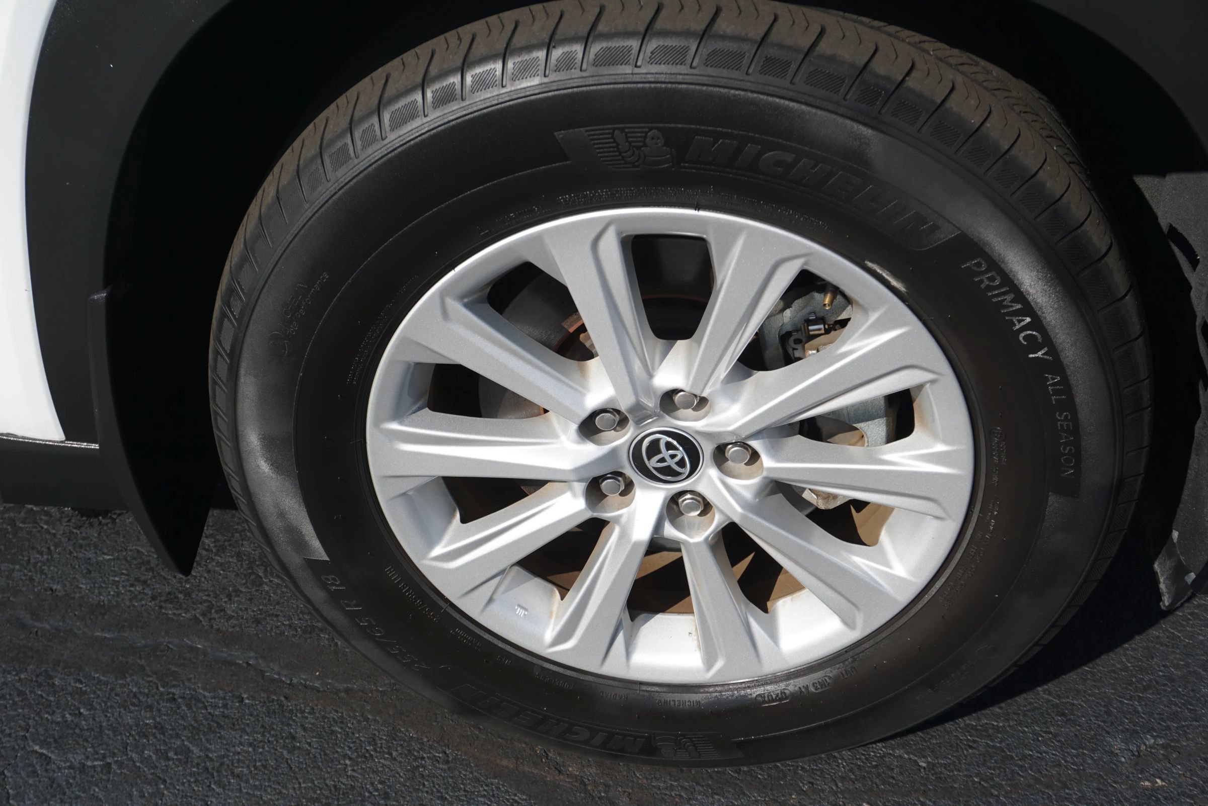Used 2024 Toyota Grand Highlander AWD image 14