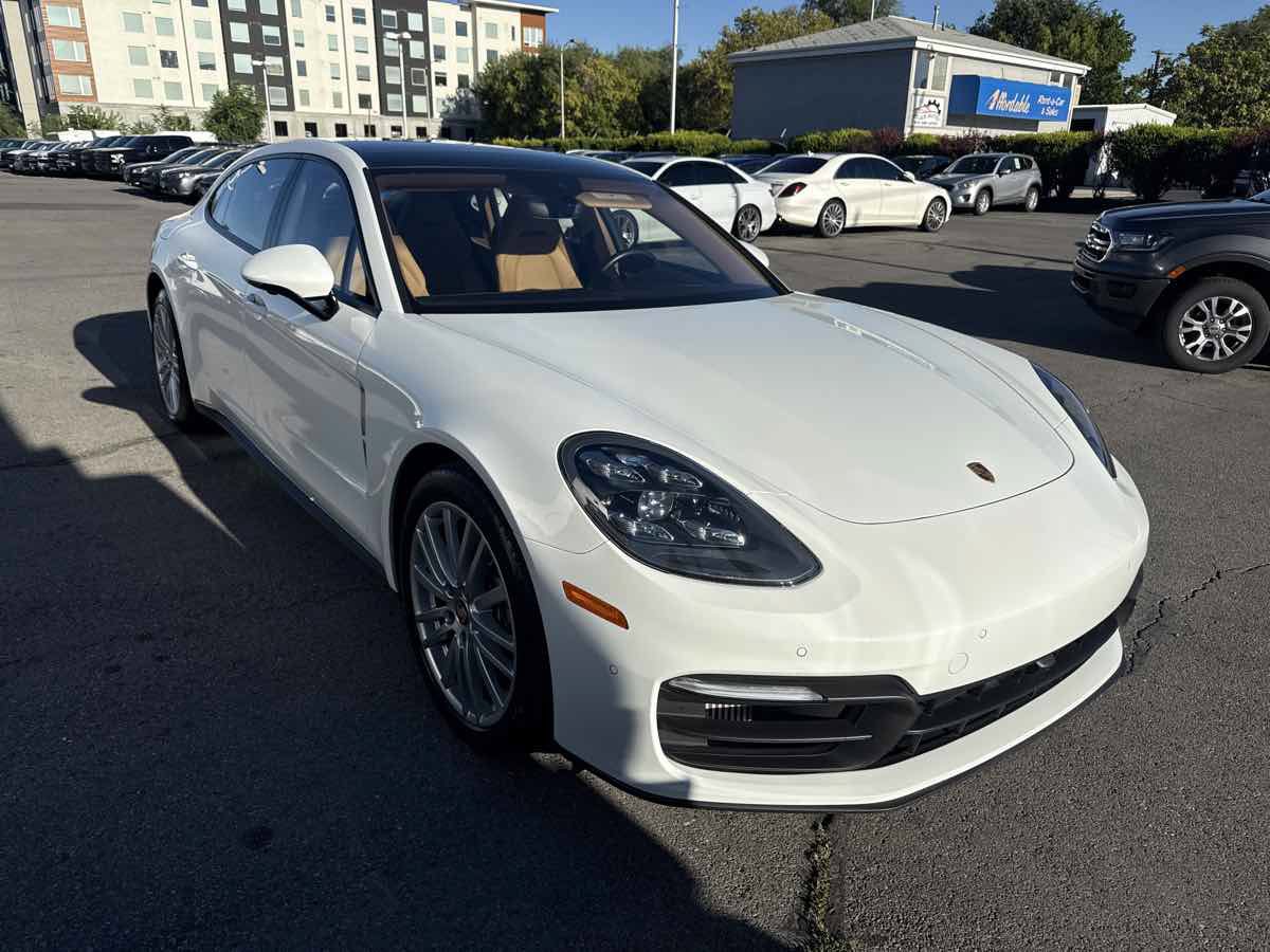 Used 2021 Porsche Panamera 4 Executive AWD/4WD image 4