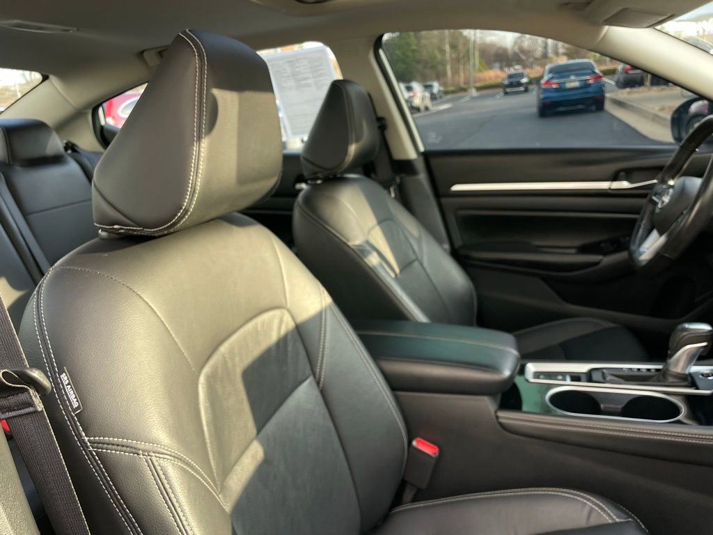 Used 2024 Nissan Altima 2.5 SL image 32