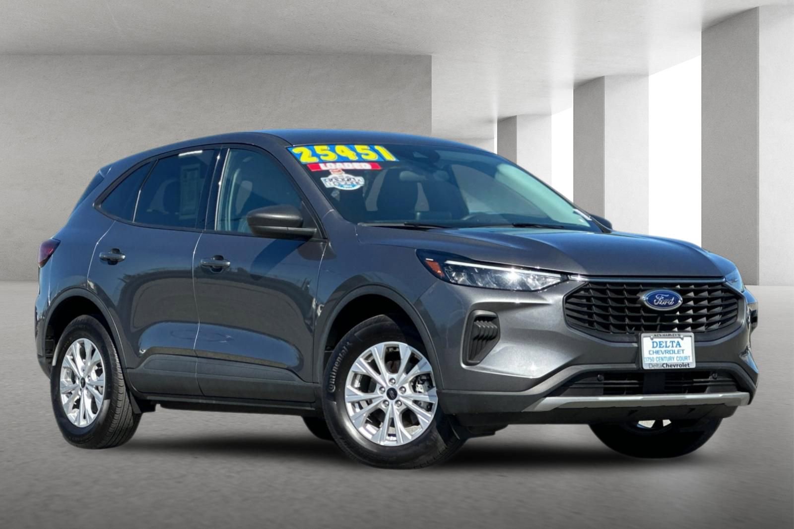 Used 2025 Ford Escape Active image 2