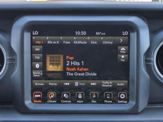 Used 2023 Jeep Wrangler Unlimited Sahara AWD/4WD image 17