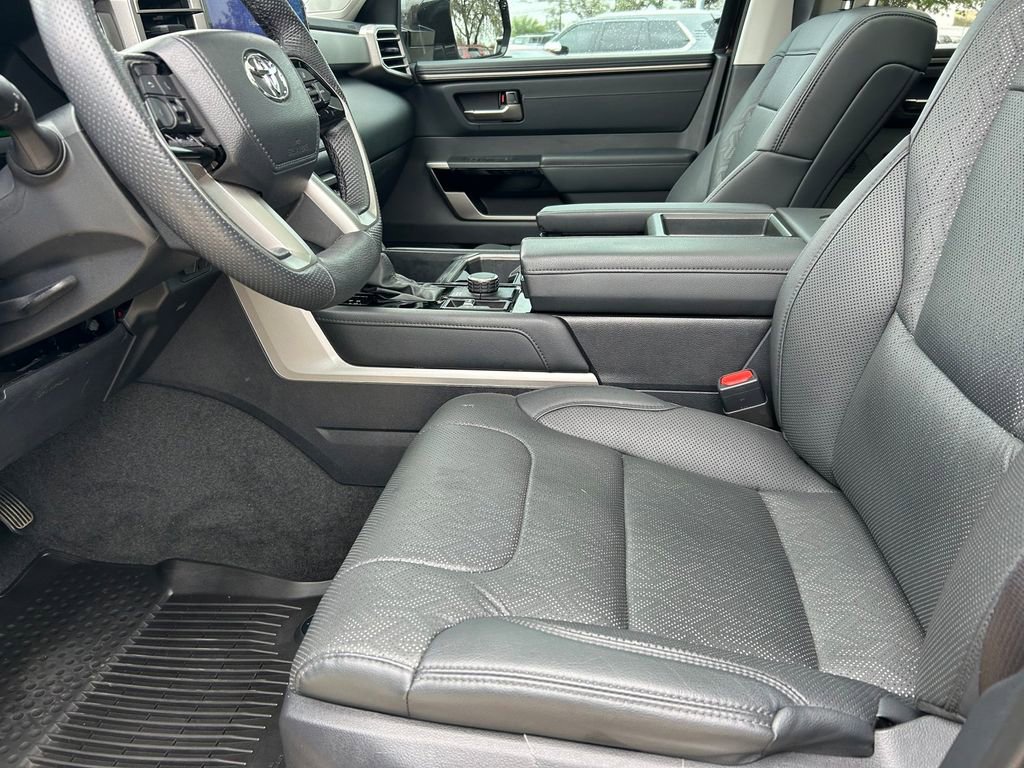 Used 2024 Toyota Tundra Limited AWD/4WD image 11