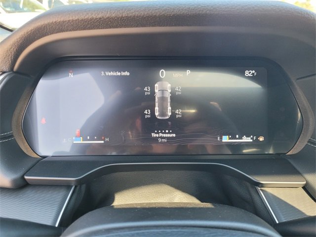 New 2025 Jeep Grand Cherokee Altitude image 32