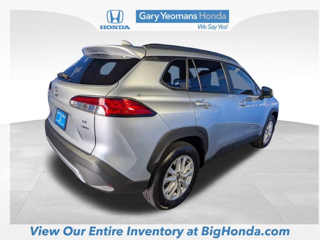 Used 2023 Toyota Corolla Cross LE AWD/4WD image 6