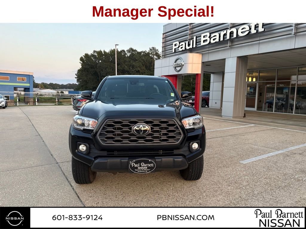 Used 2022 Toyota Tacoma TRD Off-Road image 11