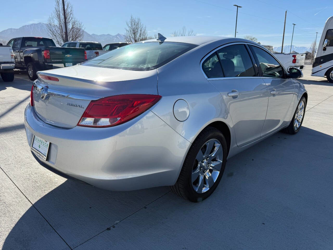 Used 2012 Buick Regal Leather image 3