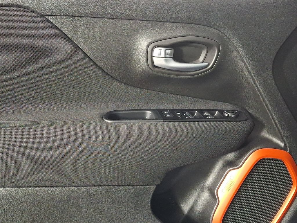 Used 2020 Jeep Renegade Sport AWD/4WD image 14