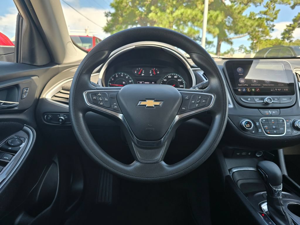 Certified 2025 Chevrolet Malibu LT FWD image 13