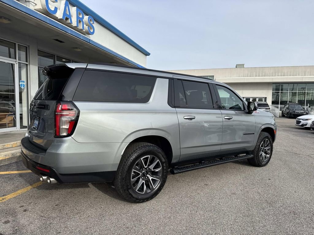 Certified 2024 Chevrolet Suburban Z71 w/ Off-Road Capability Package image 8