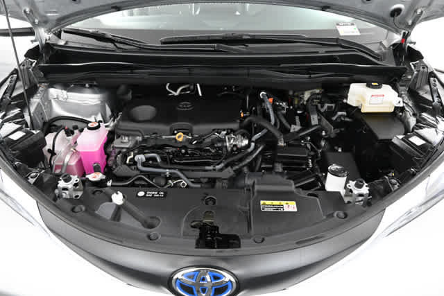 Used 2024 Toyota Sienna XLE image 30