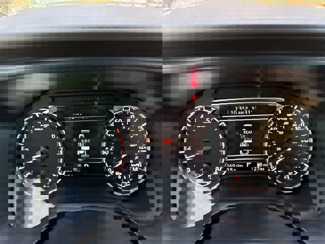 Used 2023 Nissan Rogue SV image 28