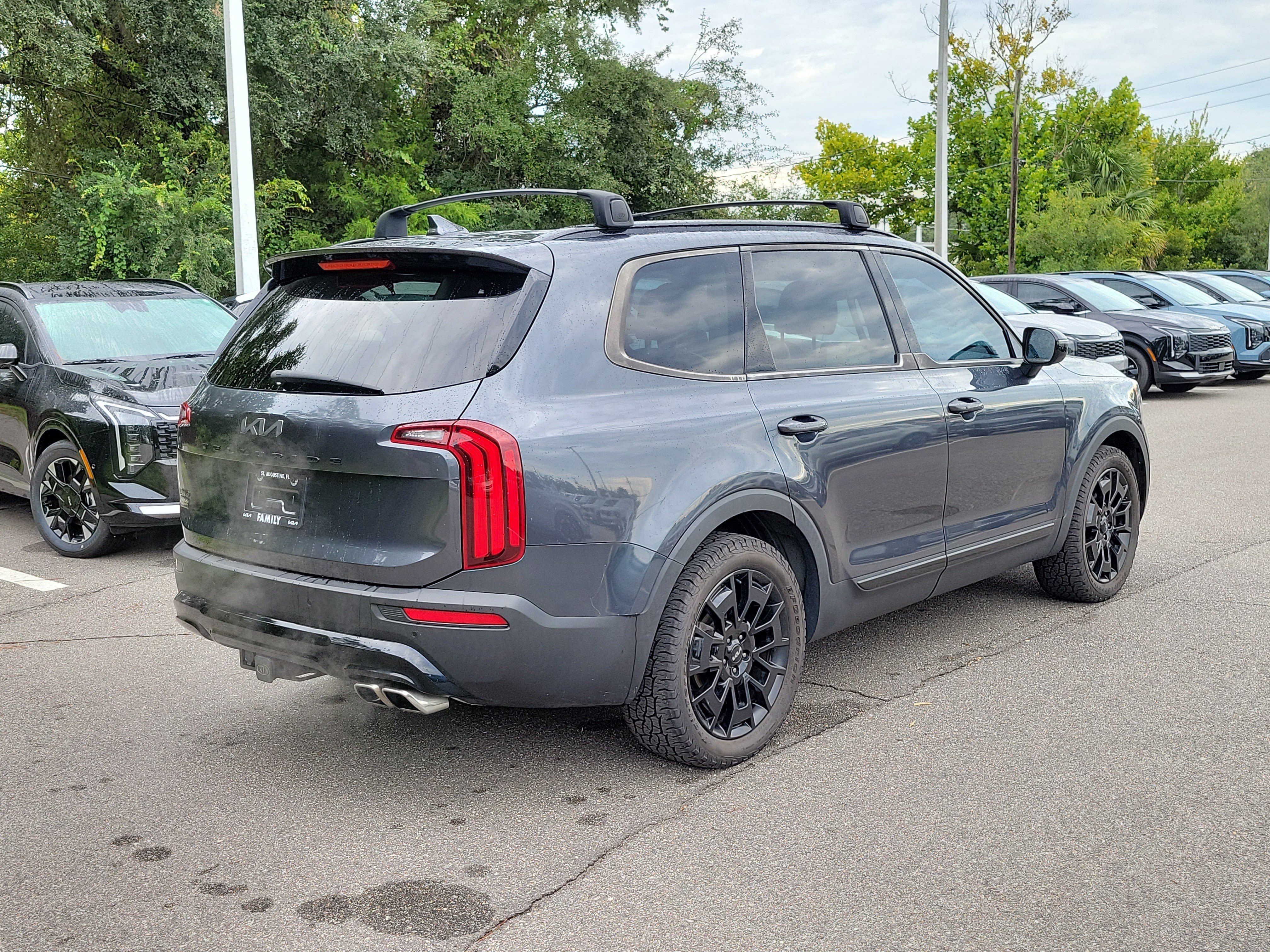 Certified 2022 Kia Telluride SX w/ SX Prestige Package AWD/4WD image 6