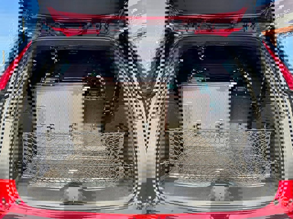 Certified 2022 Cadillac Escalade Sport Platinum image 17