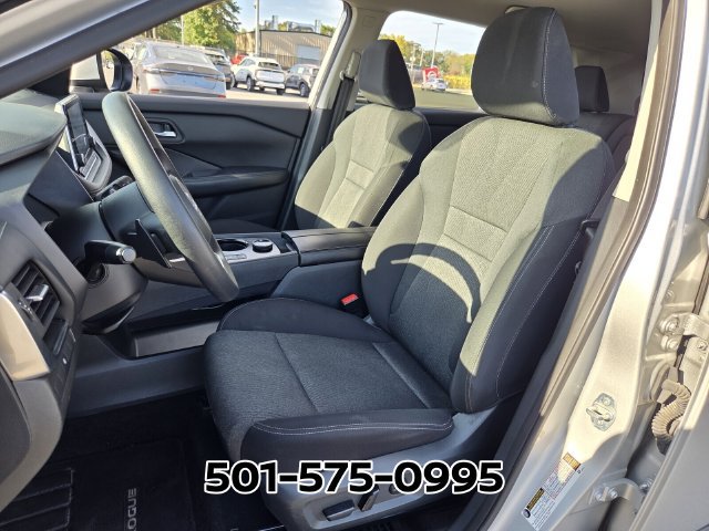 Used 2024 Nissan Rogue SV AWD/4WD image 8
