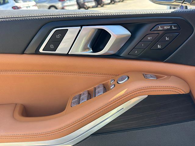 Certified 2024 BMW X7 xDrive40i w/ Executive Package image 14