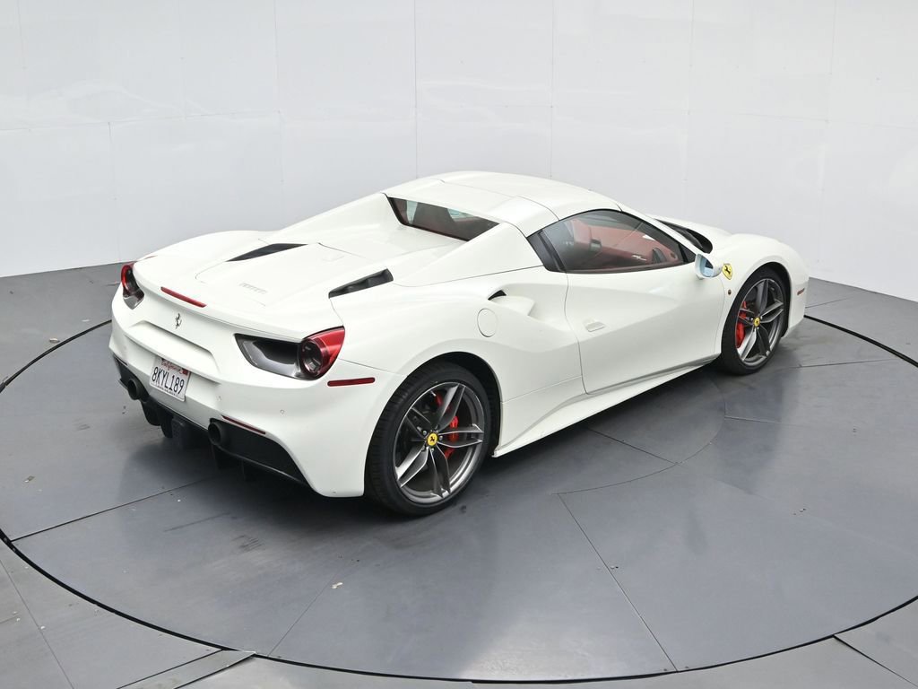 Used 2019 Ferrari 488 Spider image 28