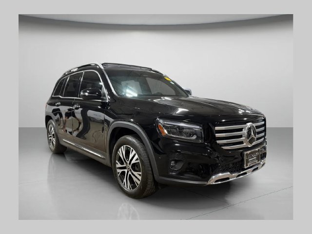 Used 2024 Mercedes-Benz GLB 250 4MATIC image 1