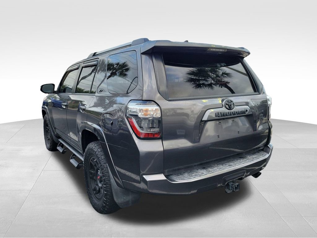 Used 2020 Toyota 4Runner SR5 image 15