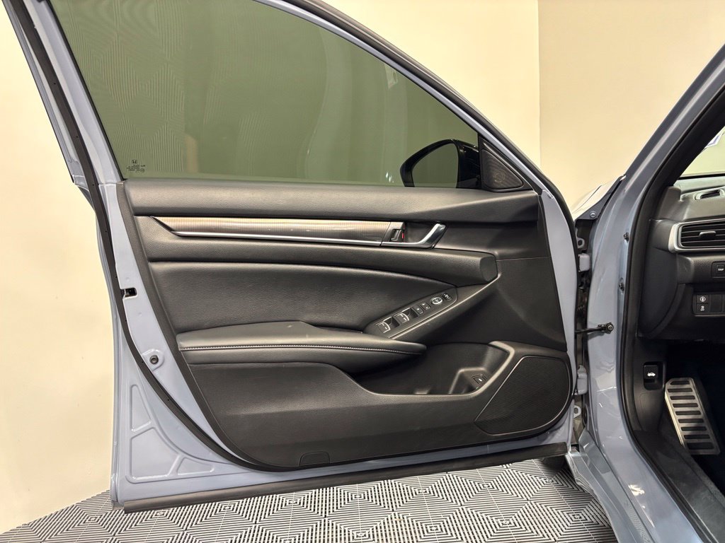Used 2022 Honda Accord Sport image 25