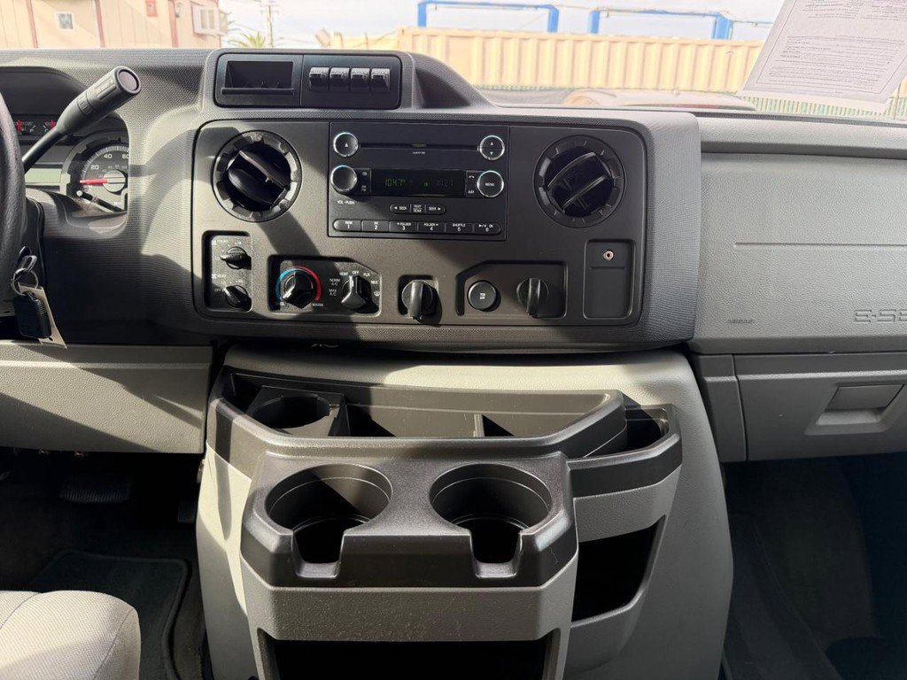 Used 2014 Ford E-250 and Econoline 250 w/ Interior Upgrade Package image 34