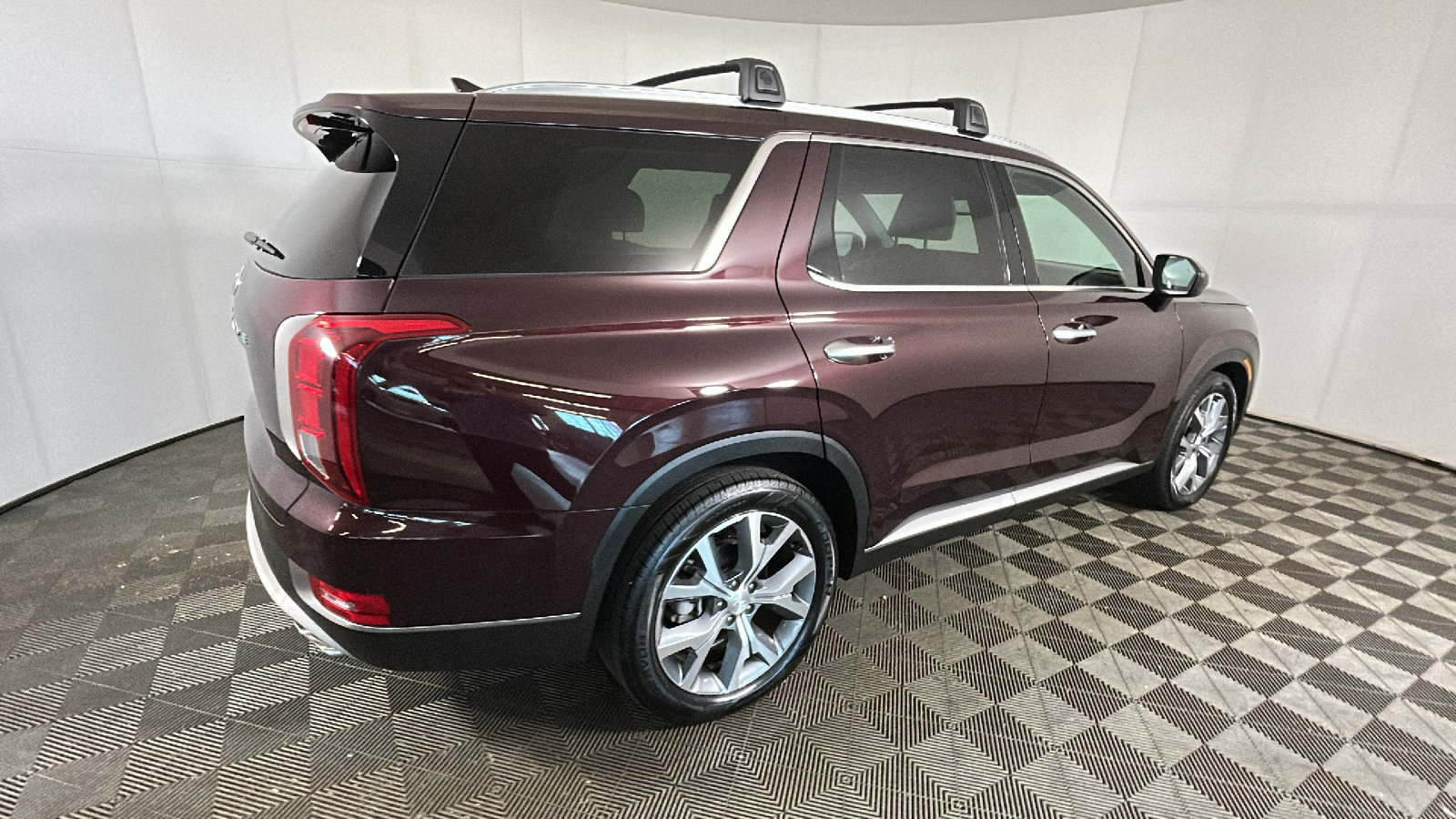 Used 2021 Hyundai Palisade SEL w/ Premium Package FWD image 3
