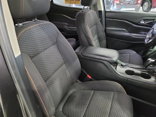 Used 2018 GMC Acadia SLE w/ Driver Alert Package I image 60