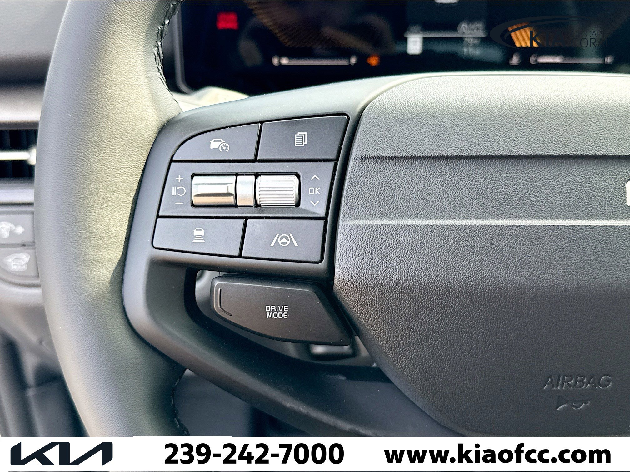 New 2026 Kia Sportage EX FWD image 32