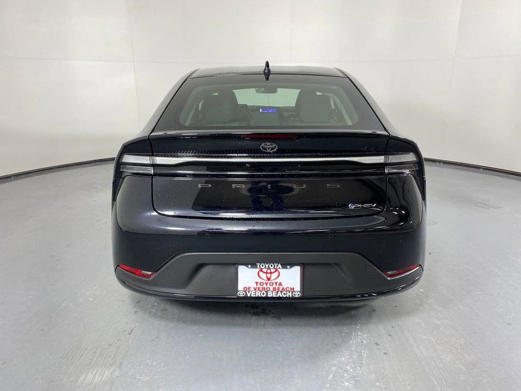 New 2026 Toyota Prius SE image 5