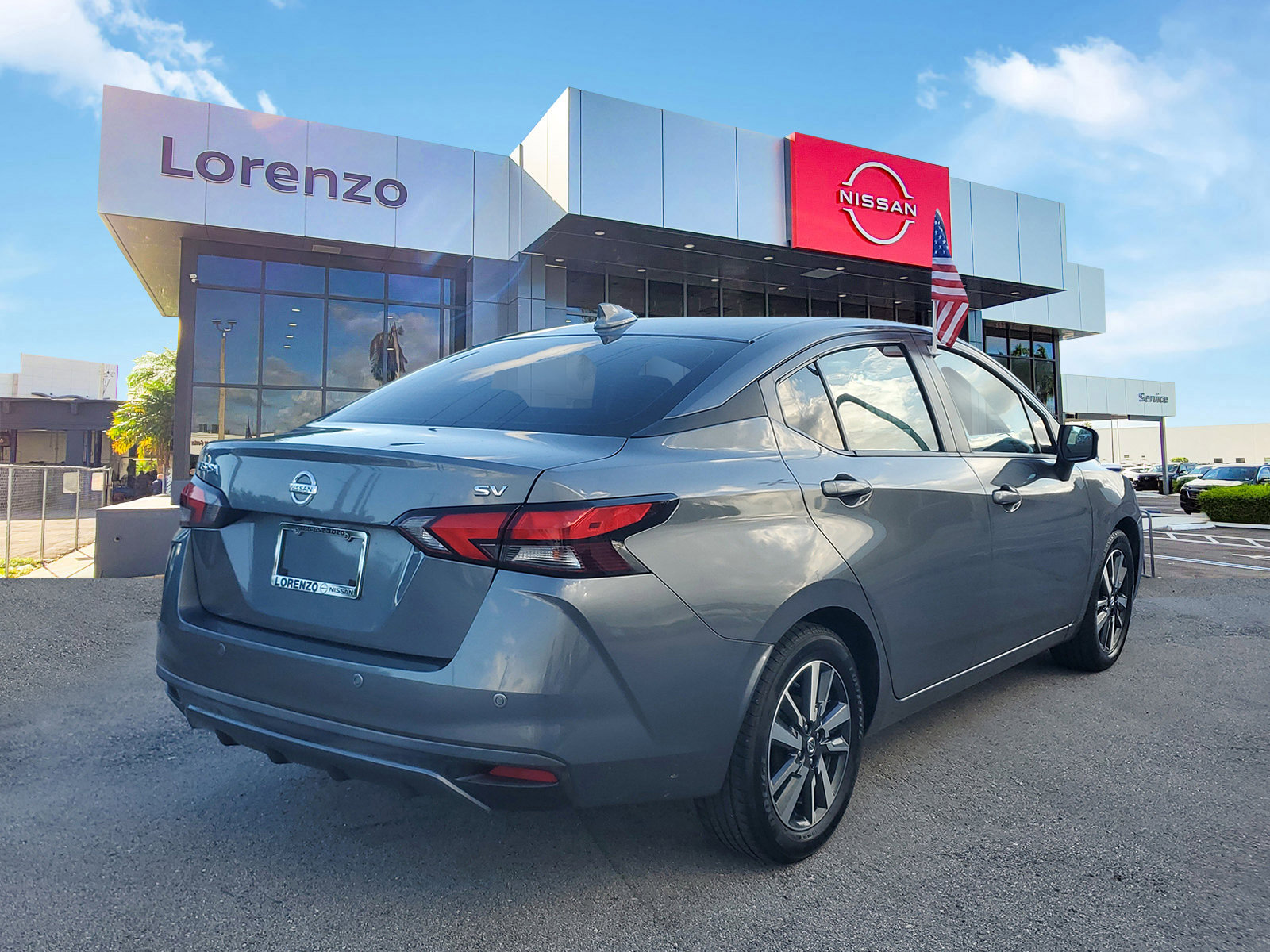 Used 2021 Nissan Versa SV image 5