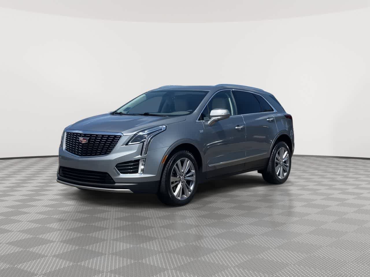 Certified 2024 Cadillac XT5 Premium Luxury AWD/4WD image 4