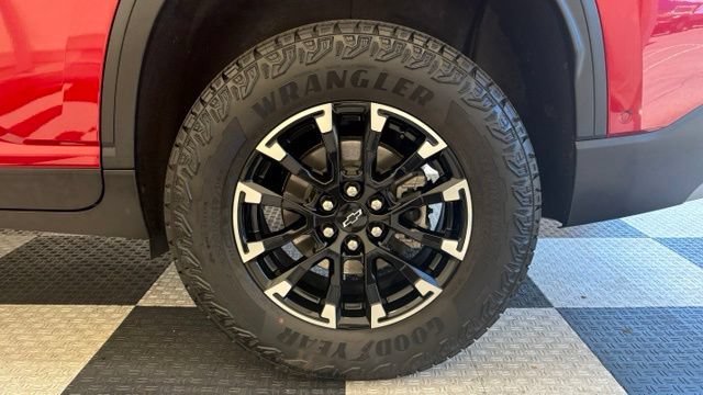 Used 2024 Chevrolet Traverse Z71 w/ Enhanced Driving Package AWD/4WD image 12