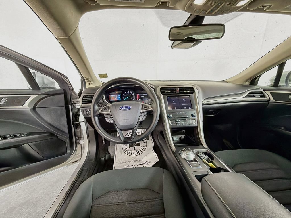 Used 2019 Ford Fusion SE AWD/4WD image 20