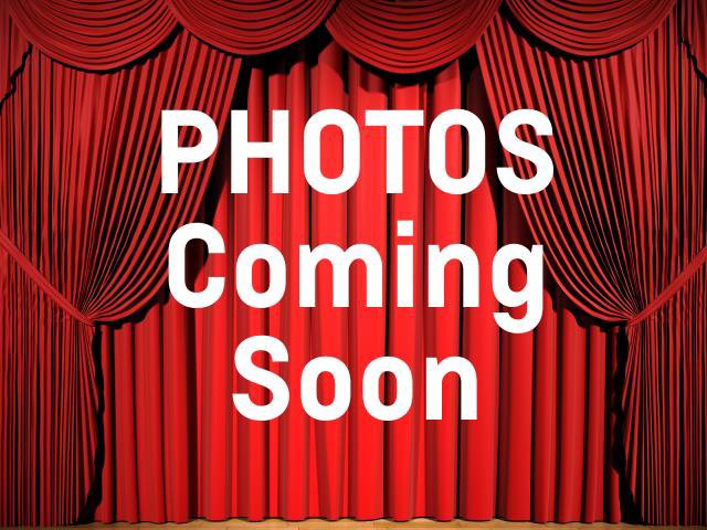 Used 2025 GMC Sierra 1500 SLT image 1