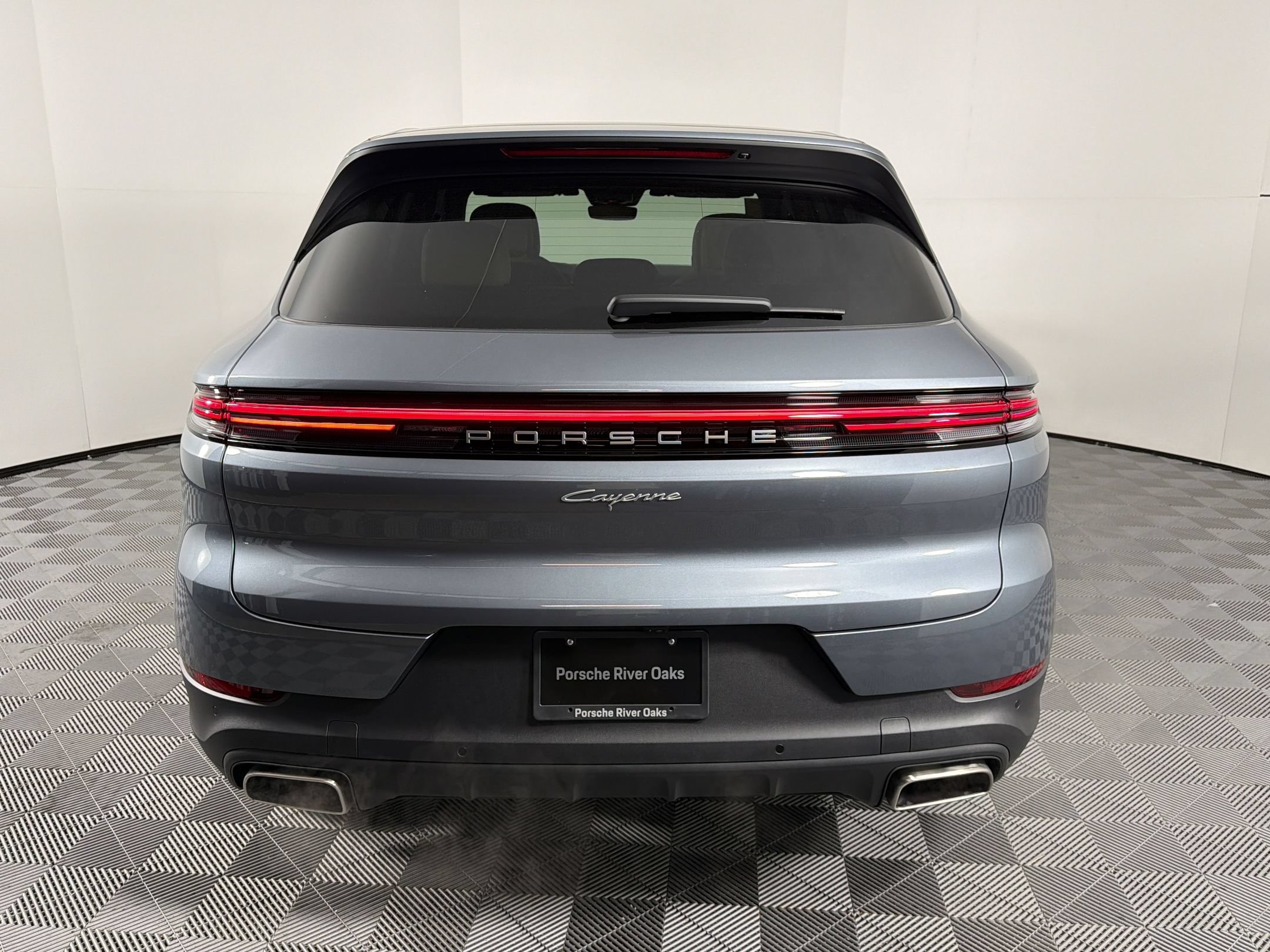 Used 2026 Porsche Cayenne AWD/4WD image 10